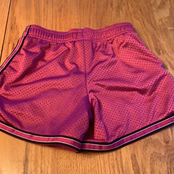 Nike Girls shorts - Picture 4 of 4
